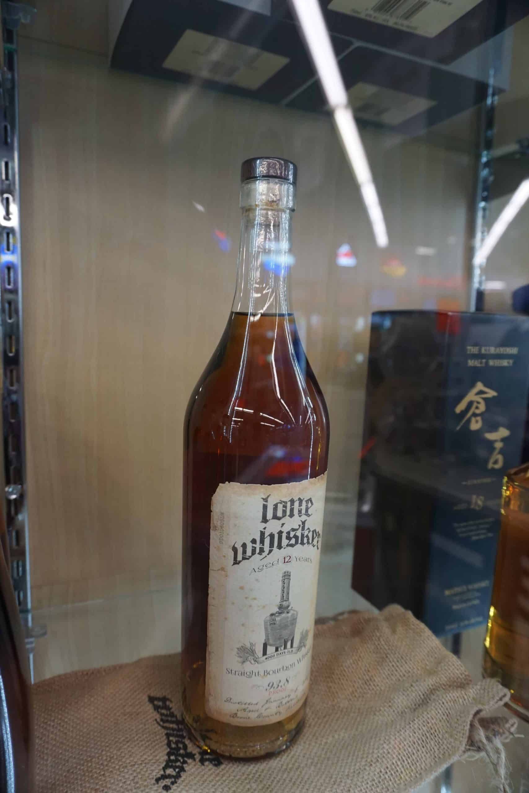 About 6 Ultra Exclusive Liquor